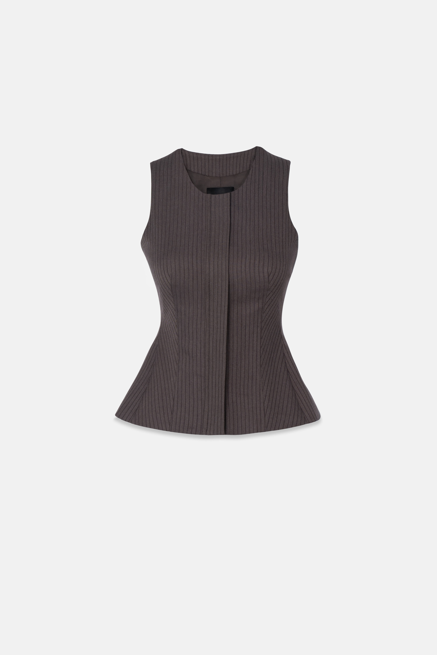 Women’s fashion collection look 1