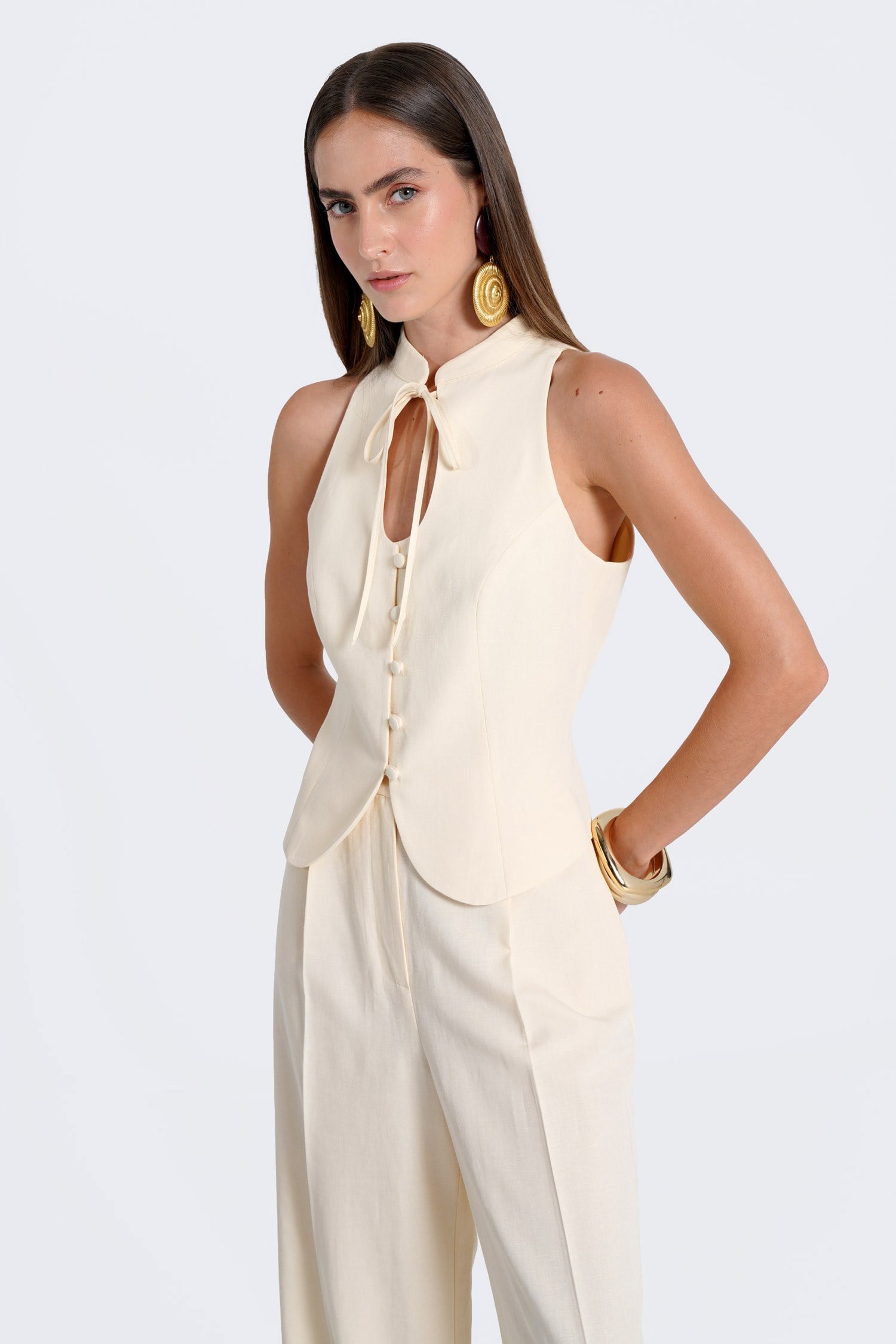 Women’s fashion collection look 10